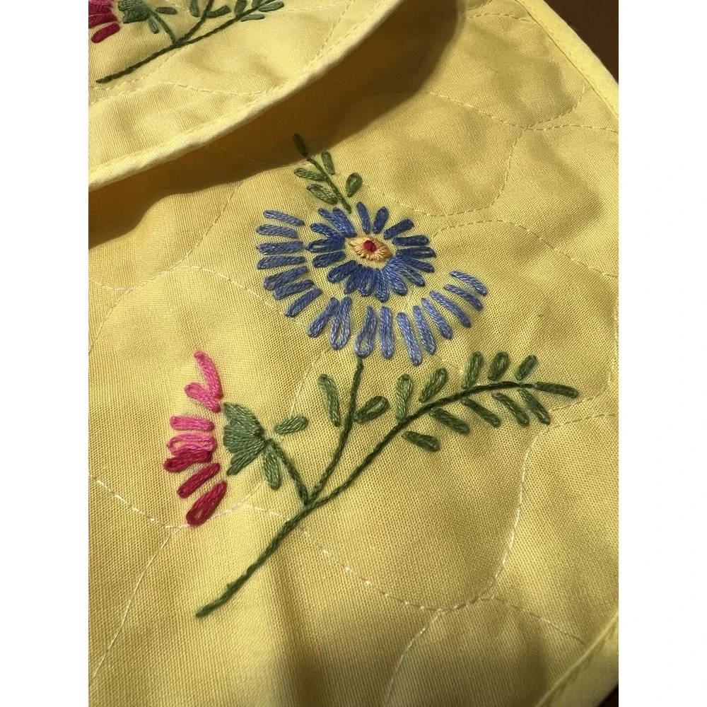 Vintage 70s MCM Yellow Embroidered Floral Cotton Placemat/Napkin Set For 4